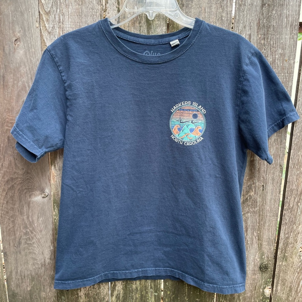 Navy Tshirt with North Carolina Graphic